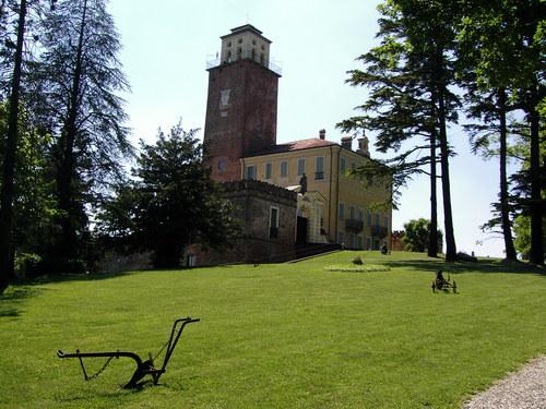 Castello di Montecastello