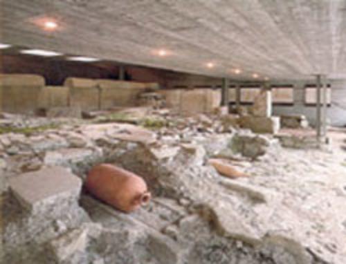 Antiquarium e sepolcreto di via Donota
