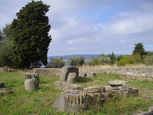Area del foro e Domus privatae della città romana di Volsinii